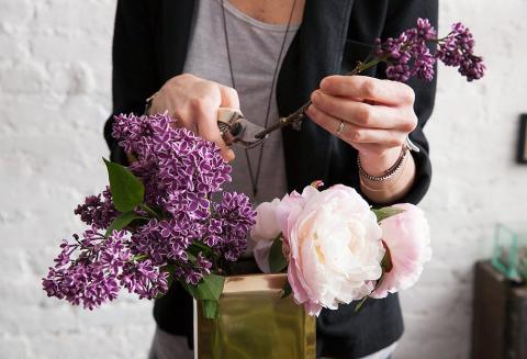 flower arranging